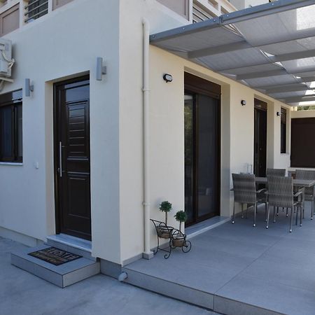 Pirgos Deluxe Apartment - Private Parking Kíssamos Exteriör bild