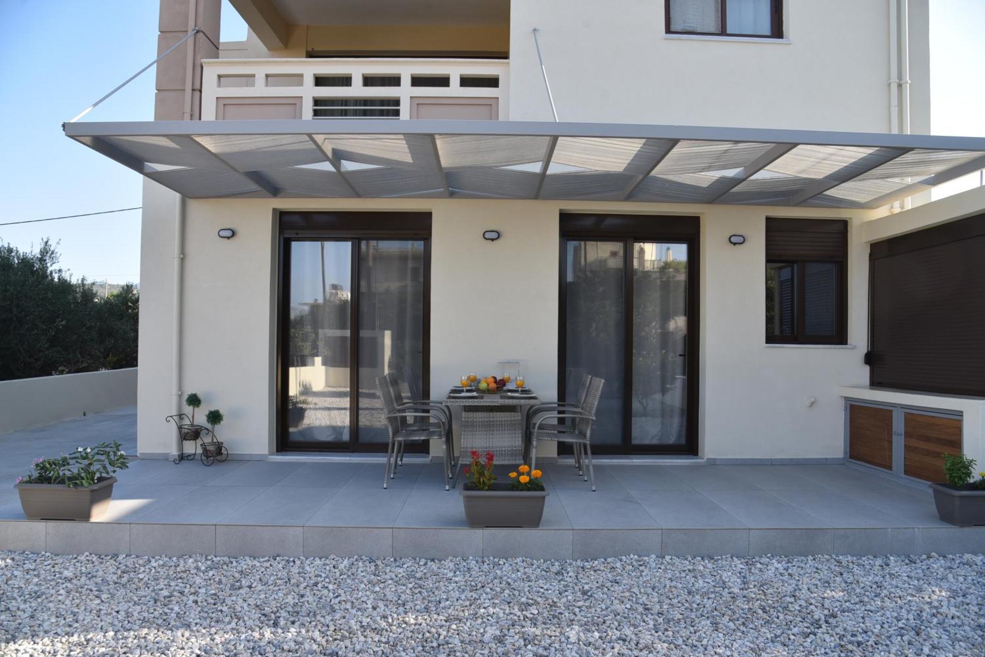 Pirgos Deluxe Apartment - Private Parking Kíssamos Exteriör bild